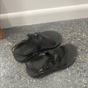 Black chacos